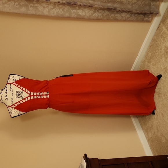 Forever 21 Red Dress with Design on chest - Picture 1 of 11
